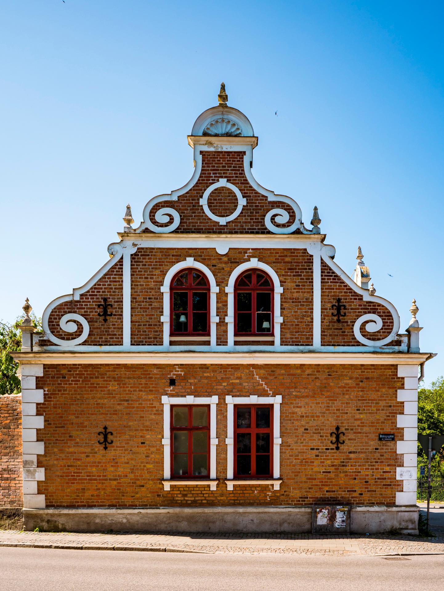 LUND