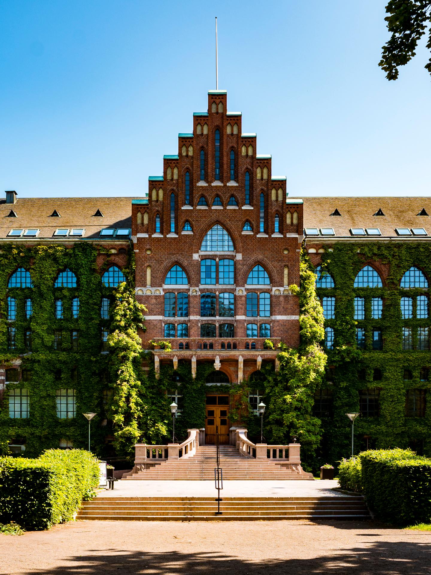 LUND